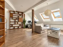 Prodej bytu 2+1, Praha - Libeň, Sokolovská, 110 m2