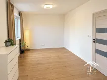 Pronájem bytu 1+kk, Praha - Letňany, Toužimská, 38 m2