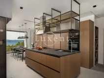 Prodej vily, Omiš, Chorvatsko, 298 m2