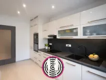 Prodej bytu 2+kk, Praha - Vršovice, Jerevanská, 61 m2