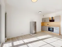 Pronájem bytu 1+kk, Praha - Kbely, Mladoboleslavská, 27 m2