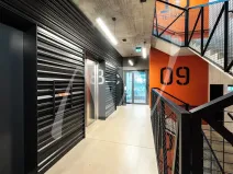Pronájem kanceláře, Praha - Holešovice, Pod dráhou, 700 m2