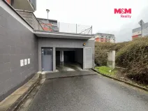 Pronájem garážového stání, Zlín, Zelinova, 14 m2