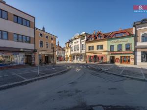 Prodej obchodního prostoru, Rožnov pod Radhoštěm, Masarykovo náměstí, 670 m2