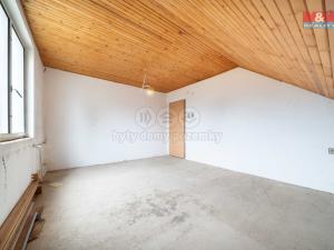 Prodej rodinného domu, Těně, 223 m2