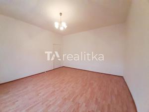 Prodej bytu 2+1, Bohumín, 68 m2