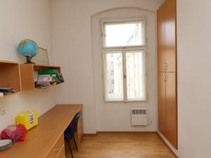 Pronájem kanceláře, Karlovy Vary, T. G. Masaryka, 75 m2