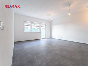 Prodej bytu 2+kk, Znojmo, Hrušňová, 62 m2