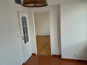 Prodej bytu 3+1, Praha - Vokovice, Evropská, 74 m2