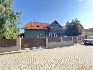 Prodej rodinného domu, Holubice, Akátová, 193 m2