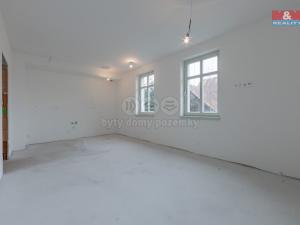 Prodej bytu 2+kk, Horní Blatná, Vančurova, 42 m2