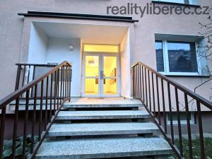 Pronájem bytu 1+1, Liberec, Broumovská, 42 m2