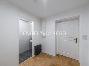 Pronájem bytu 2+kk, Praha - Malá Strana, Vlašská, 60 m2