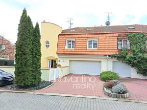 Prodej rodinného domu, Brno, Azurová, 278 m2