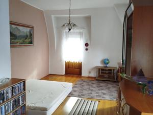 Prodej rodinného domu, Karlovy Vary, Počernická, 118 m2