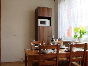 Prodej bytu 2+1, Chomutov, Borová, 63 m2