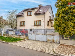 Prodej rodinného domu, Lenešice, B. Němcové, 180 m2