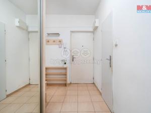 Prodej bytu 3+1, Praha - Malešice, Útulná, 74 m2