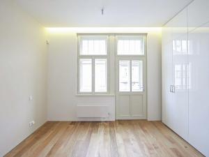 Pronájem bytu 2+kk, Praha - Vinohrady, Laubova, 75 m2