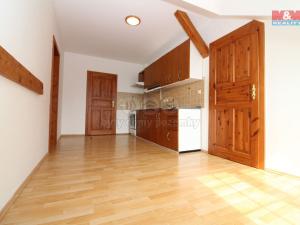 Prodej bytu 2+1, Nový Bor - Arnultovice, Gen. Svobody, 92 m2