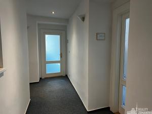 Pronájem kanceláře, Praha - Nové Město, Rumunská, 29 m2