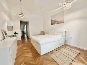 Prodej bytu 2+kk, Praha - Žižkov, U Rajské zahrady, 82 m2