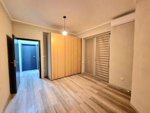 Prodej rodinného domu, Modlany, 320 m2