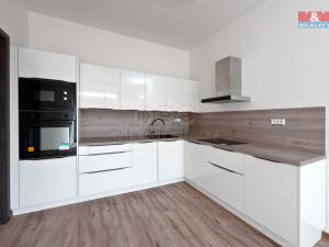 Pronájem bytu 2+kk, Děčín - Děčín I-Děčín, Masarykovo nám., 49 m2