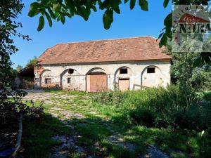 Prodej komerční nemovitosti, Horní Jelení, 5. května, 7402 m2