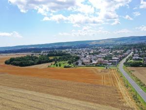 Prodej pozemku pro komerční výstavbu, Velké Hoštice, 12108 m2