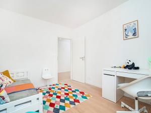 Prodej bytu 4+kk, Praha - Prosek, Ctěnická, 72 m2