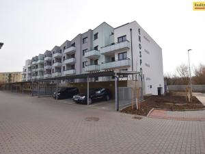 Prodej bytu 1+kk, Praha - Uhříněves, Františka Diviše, 34 m2