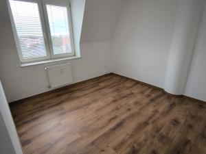 Prodej bytu 2+kk, Praha - Suchdol, Suchdolské náměstí, 30 m2