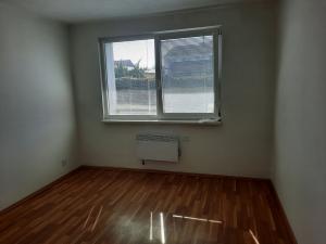 Pronájem bytu 2+1, Chrášťany, 54 m2