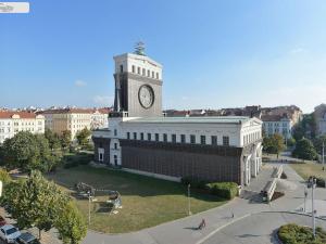 Pronájem bytu 3+kk, Praha - Vinohrady, náměstí Jiřího z Poděbrad, 156 m2