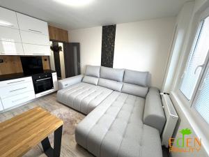 Pronájem bytu 1+kk, Plzeň, náměstí Generála Píky, 28 m2