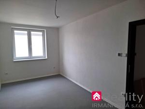 Prodej bytu 2+kk, Hrušovany nad Jevišovkou, Zahradní, 44 m2