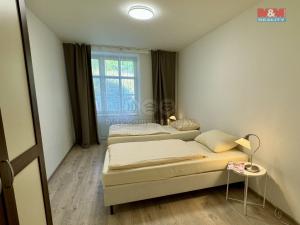 Prodej bytu 3+kk, Karlovy Vary, nábřeží Jana Palacha, 91 m2