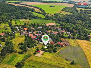 Prodej pozemku pro bydlení, Jenčice, 1599 m2