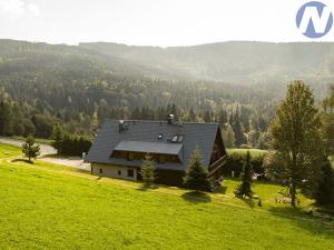 Prodej rodinného domu, Kubova Huť, 446 m2