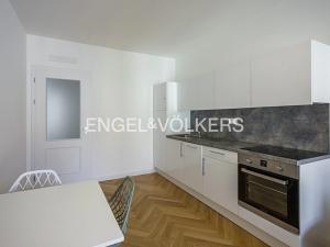 Pronájem bytu 3+kk, Praha - Nové Město, Rašínovo nábřeží, 63 m2