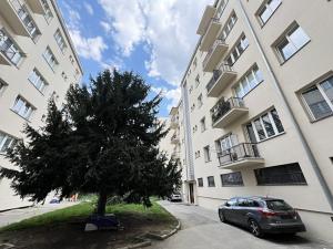 Prodej bytu 2+1, Zlín, Lorencova, 54 m2