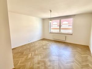 Pronájem bytu 2+kk, Praha - Holešovice, U studánky, 60 m2