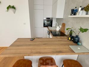 Pronájem bytu 2+kk, Praha - Vinohrady, Perucká, 35 m2