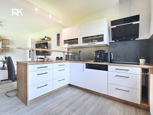 Prodej bytu 3+kk, Přelouč, náměstí 17. listopadu, 74 m2