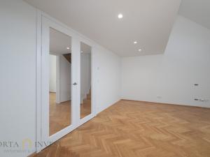 Prodej bytu 3+kk, Praha - Vinohrady, Pod Karlovem, 110 m2