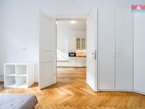 Prodej bytu 3+kk, Praha - Smíchov, U Santošky, 83 m2