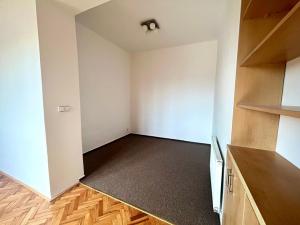 Pronájem bytu 1+kk, Praha - Vršovice, Vršovická, 30 m2