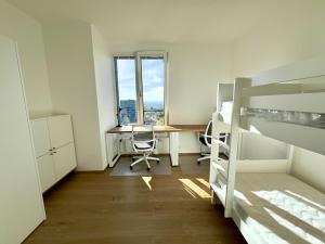 Pronájem bytu 3+kk, Praha - Prosek, Litoměřická, 85 m2