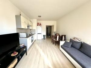 Pronájem bytu 1+kk, Praha - Letňany, Štanderova, 33 m2